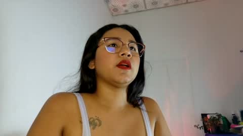 Snapshot of diamond_lucy83 chatting on July 2026 01:36:02 PM welcome to my world smiles good energy and special moments. Follow me and accompany me on my broadcasts thank you for bein online show from July 2026 01:36:02 PM