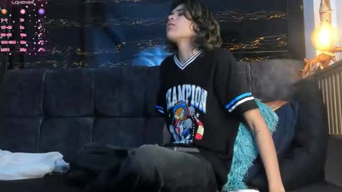 diamond_twink online show from November 2025 04:01:02 AM