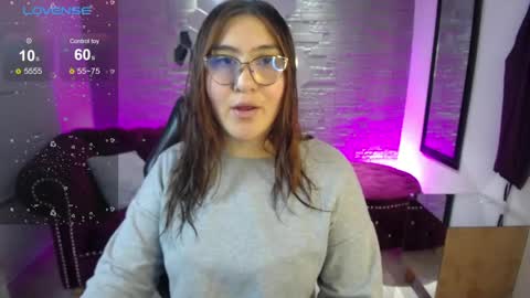 Snapshot of diamondfox_m chatting on May 2026 11:51:01 AM Your Diamond online show from May 2026 11:51:01 AM