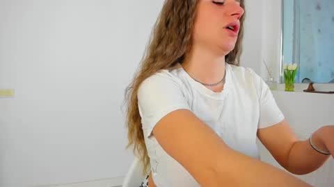 diamondkay_ online show from April 2026 06:21:01 AM