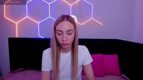 Diana  online show from January 2025 08:50:01 AM