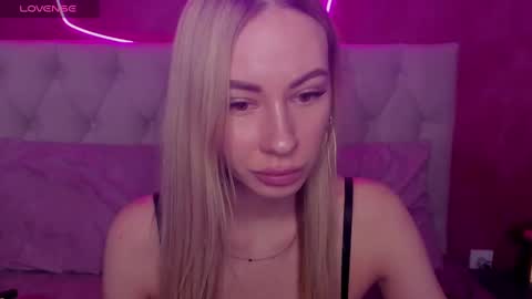 Diana  online show from February 2025 08:48:01 AM