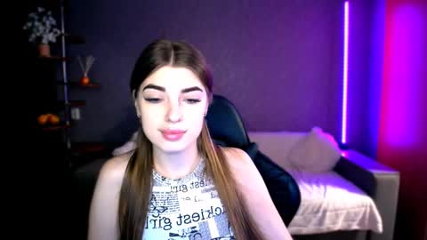 DIANA  online show from September 2025 07:25:01 PM