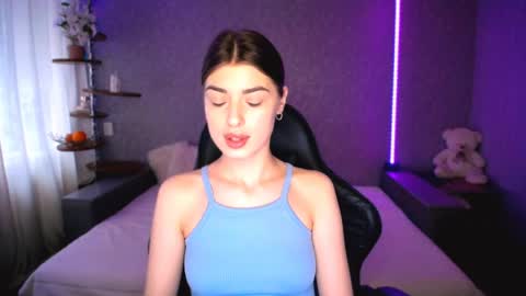 DIANA  online show from May 2026 01:06:01 PM