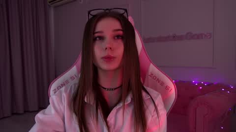 Snapshot of dianabecker chatting on January 2025 06:45:01 PM Diana online show from January 2025 06:45:01 PM