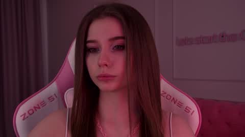 Snapshot of dianabecker chatting on January 2025 06:14:02 PM Diana online show from January 2025 06:14:02 PM