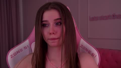 Snapshot of dianabecker chatting on January 2025 01:54:01 AM Diana online show from January 2025 01:54:01 AM