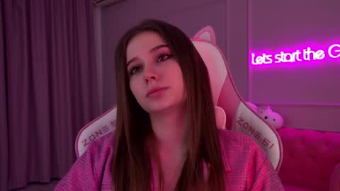 Snapshot of dianabecker chatting on January 2025 06:17:02 PM Diana online show from January 2025 06:17:02 PM