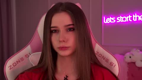 Snapshot of dianabecker chatting on February 2025 06:16:01 PM Diana online show from February 2025 06:16:01 PM