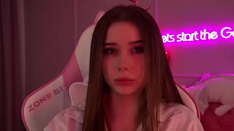 Snapshot of dianabecker chatting on February 2025 06:33:01 PM Diana online show from February 2025 06:33:01 PM