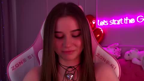 Snapshot of dianabecker chatting on February 2025 10:00:02 PM Diana online show from February 2025 10:00:02 PM