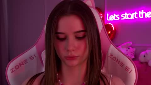 Snapshot of dianabecker chatting on February 2025 01:02:01 AM Diana online show from February 2025 01:02:01 AM