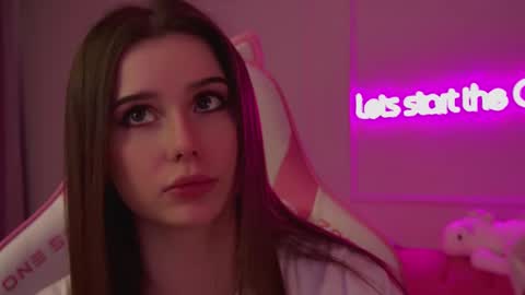 Snapshot of dianabecker chatting on March 2025 03:46:02 AM Diana online show from March 2025 03:46:02 AM