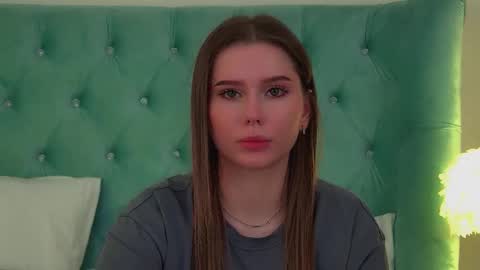 Diana online show from March 2026 05:19:01 AM