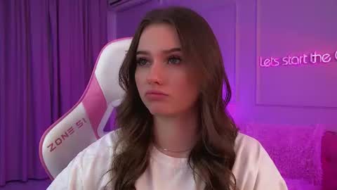 Diana online show from July 2026 06:58:02 PM