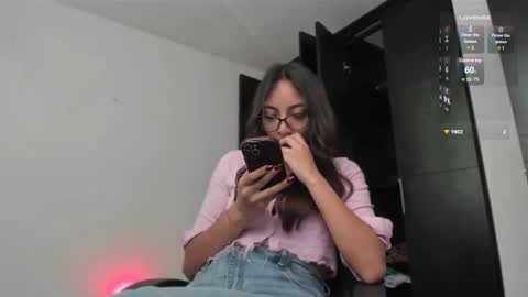 Snapshot of dianadirty1 chatting on December 2025 08:24:02 PM dianadirty1 online show from December 2025 08:24:02 PM