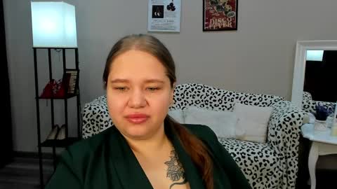 Snapshot of dianakristol chatting on May 2026 05:27:02 AM Diana online show from May 2026 05:27:02 AM