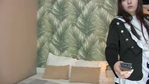 Snapshot of dianapittman chatting on September 2025 01:11:01 PM DianaPittman online show from September 2025 01:11:01 PM