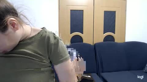 Snapshot of dianasmiey7 chatting on December 2024 07:00:01 PM dianasmiey7 online show from December 2024 07:00:01 PM