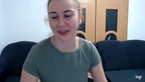 Snapshot of dianasmiey7 chatting on January 2025 07:40:01 PM dianasmiey7 online show from January 2025 07:40:01 PM