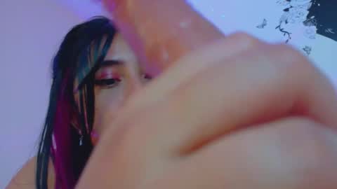 Snapshot of diane_1 chatting on October 2025 10:45:01 AM DIANE online show from October 2025 10:45:01 AM