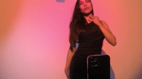 Melania   -    online show from February 2025 11:42:01 PM