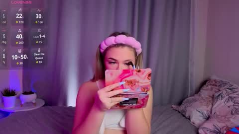 diannedibartolo online show from November 2025 07:03:01 PM