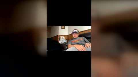 Snapshot of dickemdown93est chatting on January 2026 02:32:01 PM dickemdown93est online show from January 2026 02:32:01 PM