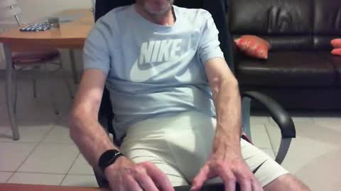 Snapshot of didonc chatting on May 2026 08:15:02 PM didonc from france..... online show from May 2026 08:15:02 PM