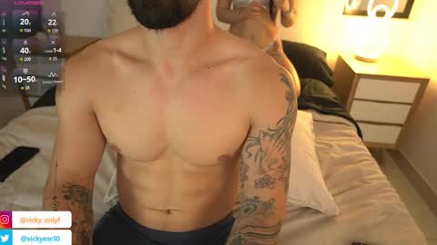 Diego and Vicky    online show from November 2025 06:08:01 PM