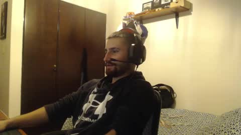 Snapshot of diegocastrotiktok chatting on December 2024 11:19:01 PM Diego online show from December 2024 11:19:01 PM