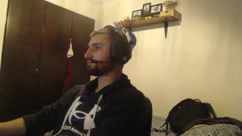 Snapshot of diegocastrotiktok chatting on December 2024 01:57:02 AM Diego online show from December 2024 01:57:02 AM