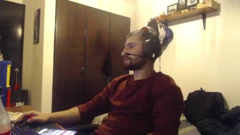 Snapshot of diegocastrotiktok chatting on December 2024 02:41:02 AM Diego online show from December 2024 02:41:02 AM