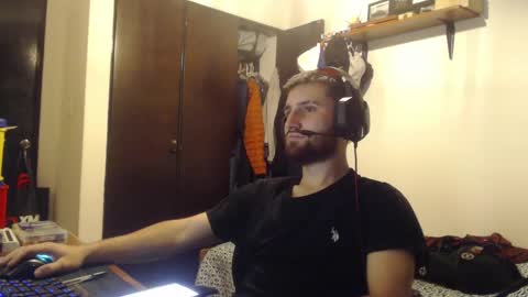 Snapshot of diegocastrotiktok chatting on January 2025 12:07:01 AM Diego online show from January 2025 12:07:01 AM