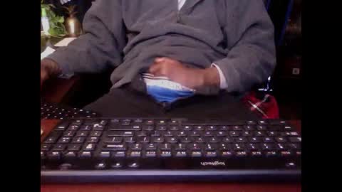 The Digital Pimp.... online show from December 2024 11:27:02 PM