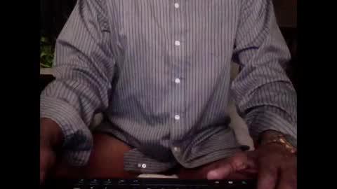 The Digital Pimp.... online show from January 2025 10:55:01 PM