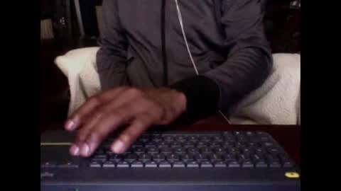 The Digital Pimp.... online show from October 2025 01:03:01 AM