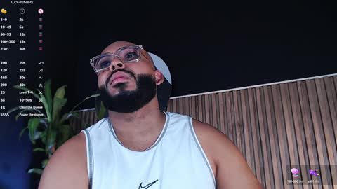 Snapshot of dilanjonnes chatting on December 2024 08:56:01 PM DilanJonnes online show from December 2024 08:56:01 PM