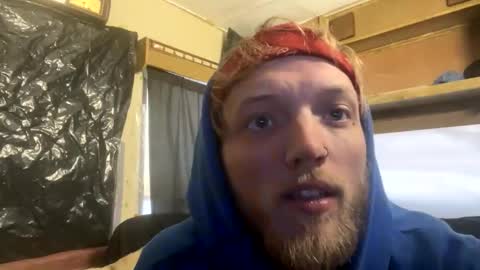 Snapshot of dilf_96 chatting on December 2025 09:31:02 PM Daddy online show from December 2025 09:31:02 PM