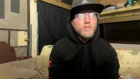 Snapshot of dilf_96 chatting on May 2026 01:47:02 AM Daddy online show from May 2026 01:47:02 AM