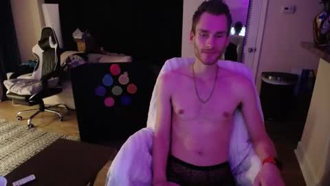 Snapshot of dimitri_4793 chatting on January 2025 07:04:02 AM Meechii online show from January 2025 07:04:02 AM