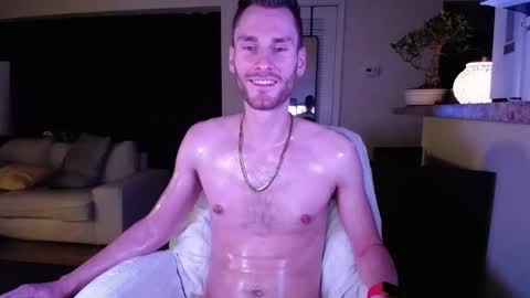 Snapshot of dimitri_4793 chatting on February 2025 03:57:02 AM Meechii online show from February 2025 03:57:02 AM