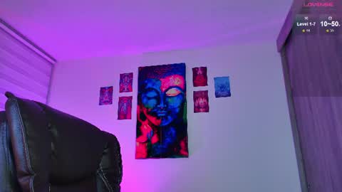 Julian Independent Model online show from June 2026 12:02:02 AM