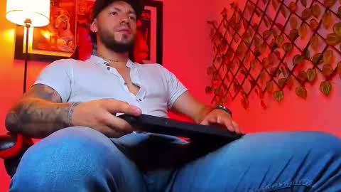 Angel Dimitri online show from December 2025 08:25:01 PM