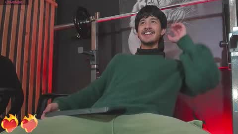 Snapshot of dimitrideluxe chatting on October 2025 07:41:01 PM Dimitri online show from October 2025 07:41:01 PM