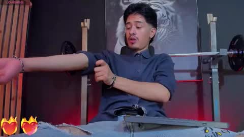 Snapshot of dimitrideluxe chatting on October 2025 08:21:02 PM Dimitri online show from October 2025 08:21:02 PM