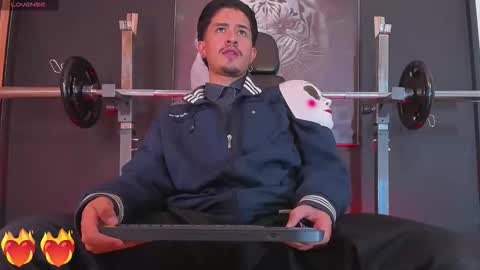 Snapshot of dimitrideluxe chatting on November 2025 08:11:01 PM Dimitri online show from November 2025 08:11:01 PM