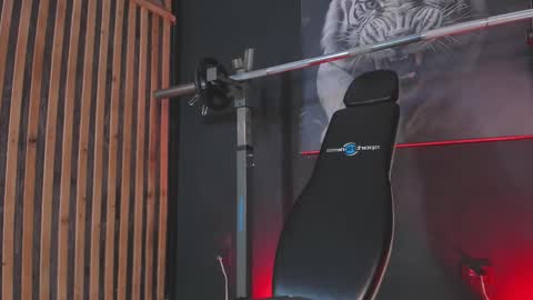 Snapshot of dimitrideluxe chatting on November 2025 08:08:01 PM Dimitri online show from November 2025 08:08:01 PM