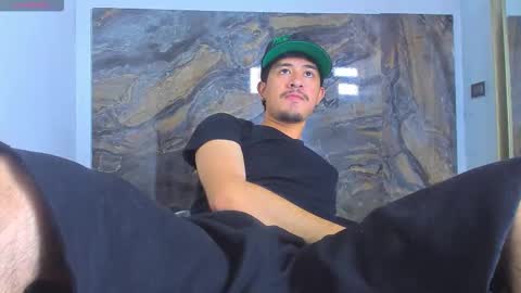 Snapshot of dimitrideluxe chatting on November 2025 12:37:02 PM Dimitri online show from November 2025 12:37:02 PM