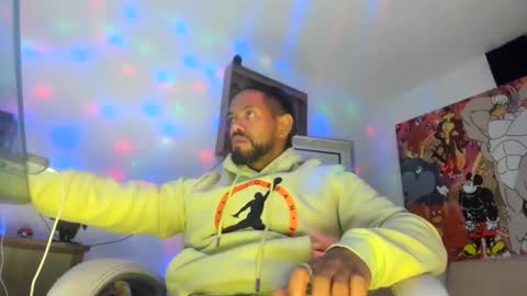 dimitry kyle mucle online show from November 2025 02:00:01 AM